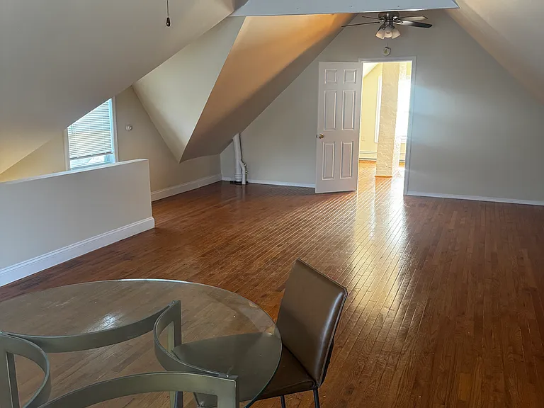 1100 E 180th St #2 — Photo 4