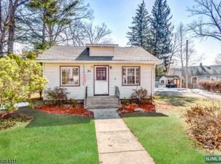 51 Lakeview Ave, Ringwood, NJ 07456
