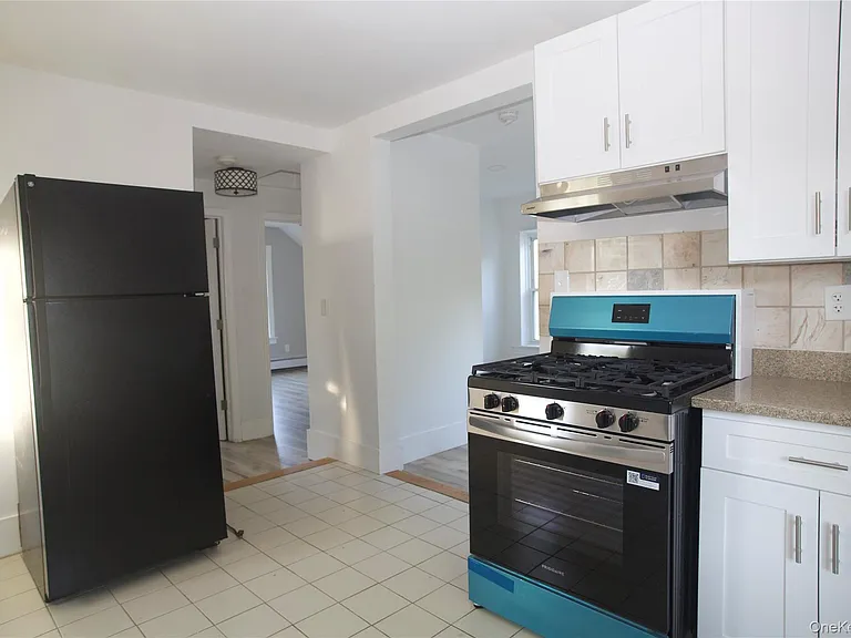 35 S Lawn Ave #3 — Photo 4