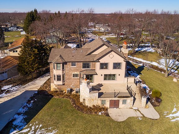5th image of 4N531 Chatham Ct