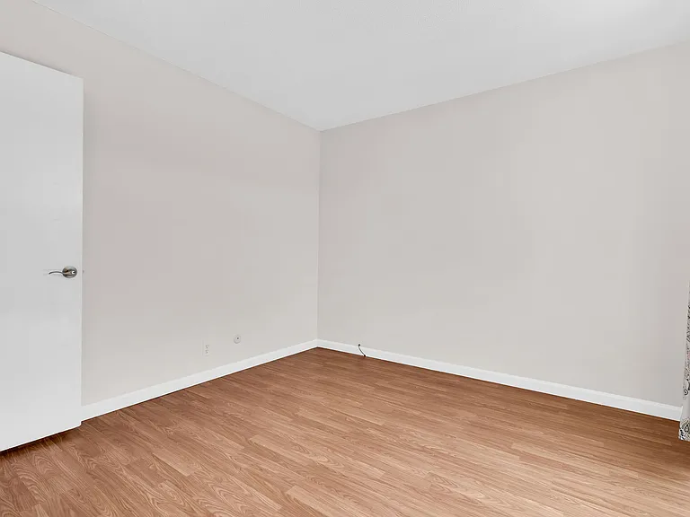 945 Kearney St #12 — Photo 31
