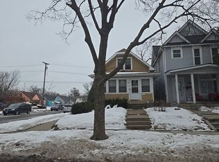 1260 Edgerton St, Saint Paul, MN 55130