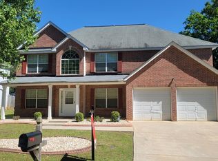 6577 Dekeon Dr, College Park, GA 30349