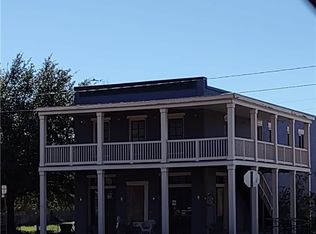 701 S Main St, Calvert, TX 77837