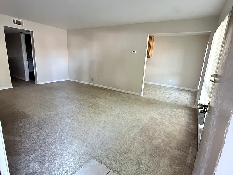 815 E 4th Ave #1 — Photo 4
