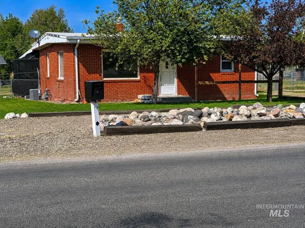 1937 4th Ave E, Twin Falls, ID 83301