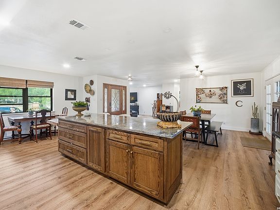 5th image of 1299 CIBOLO TRL