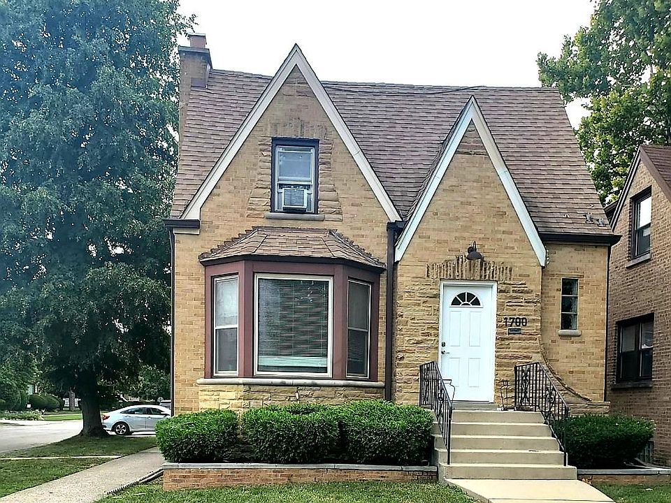 1st image of 1700 N 74th Ave