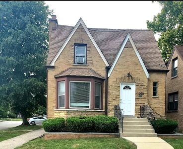 1700 N 74th Ave, Elmwood Park, IL, 60707