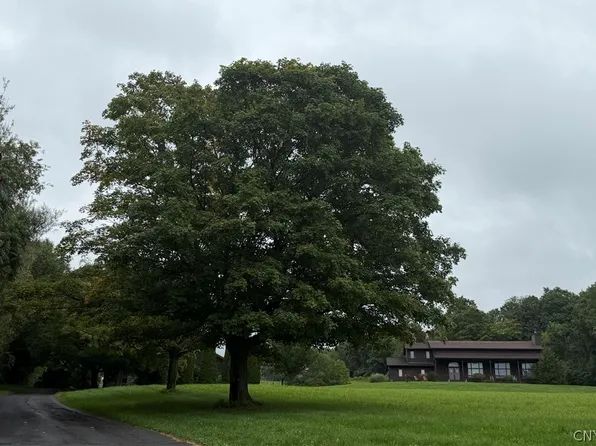2092 Berwyn Rd, La Fayette, NY 13084