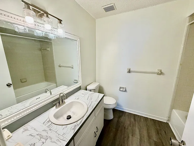 11548 Willet Ct N — Photo 8