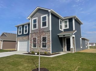 1448 Buttercup Ln, Shelbyville, IN 46176