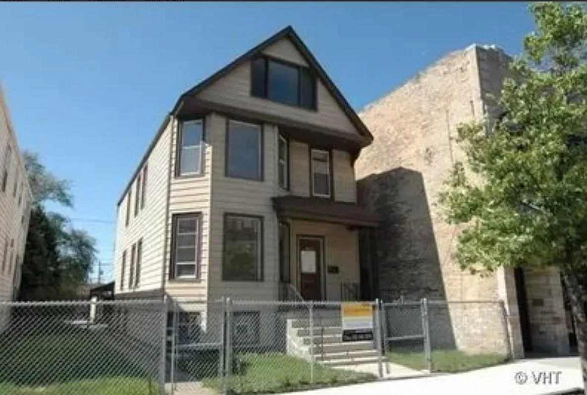 2 bed, $1,475 — Photo 1
