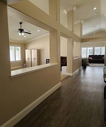 4th image of 456 Barrow St