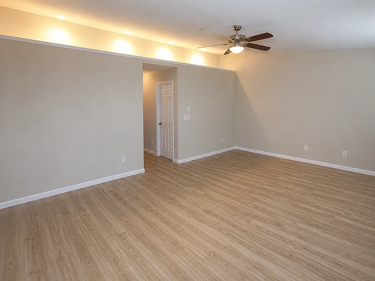 1120 Renewal Pl #106 — Photo 8