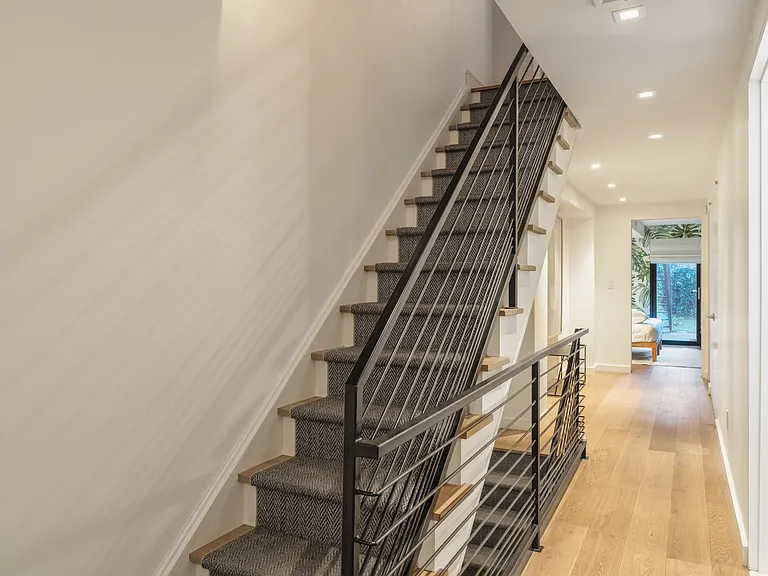 230 Bergen St #1 — Photo 22