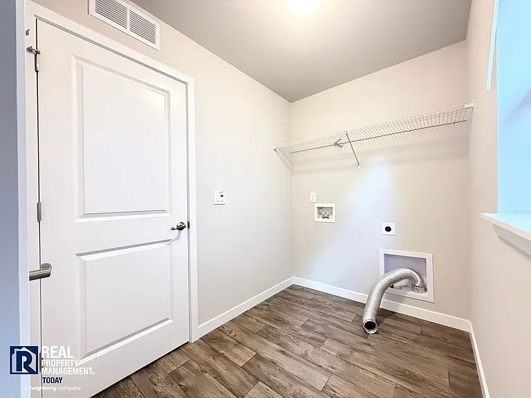16156 8th Ave E — Photo 20