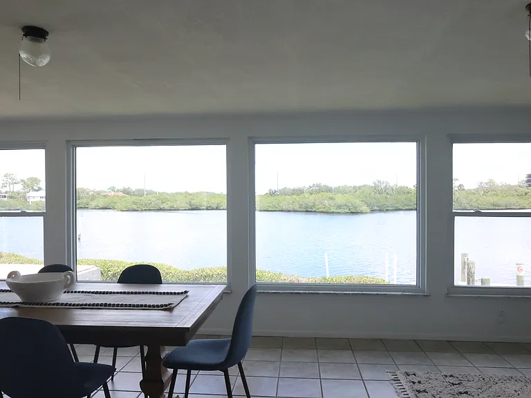 351 Renoir Dr — Photo 19