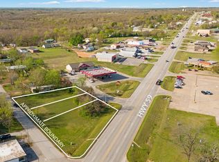 S Main St, Jay, OK 74346