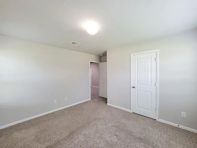 29614 Breakwater Dr — Photo 26