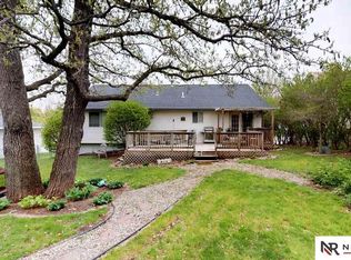 815 3rd Street Cir, Plattsmouth, NE 68037