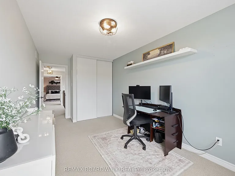 375 Cooks Mill Cres — Photo 27