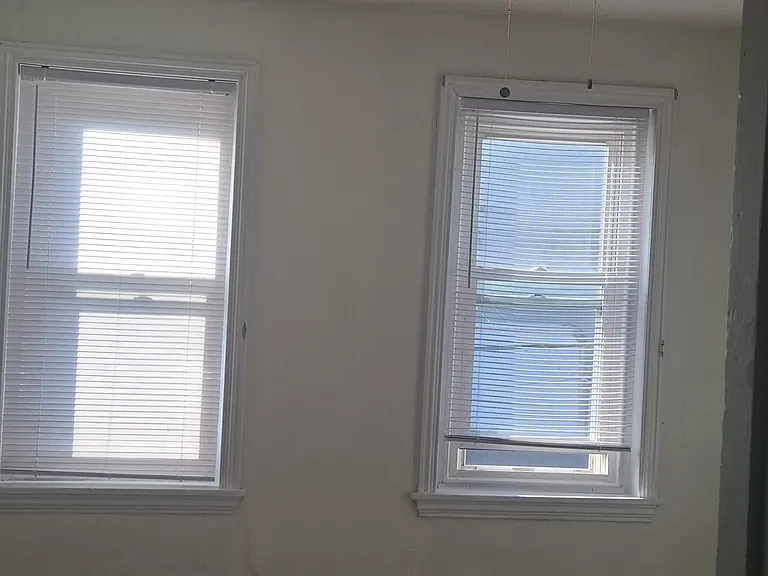 220 Washington St — Photo 26