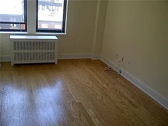 Rented by R New York