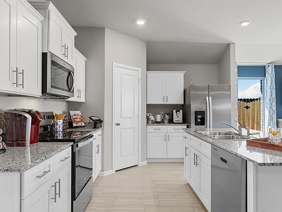 3rd image of 1936 Legacy Dr