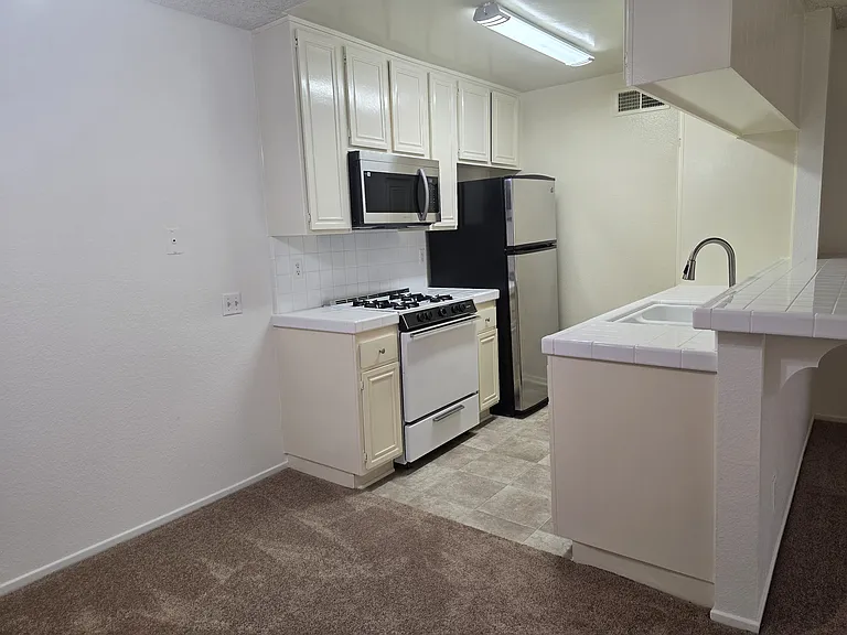 24518 W Nicklaus Dr #O-16 — Photo 3