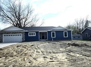 3877 Amidon Dr, Harborcreek, PA 16421