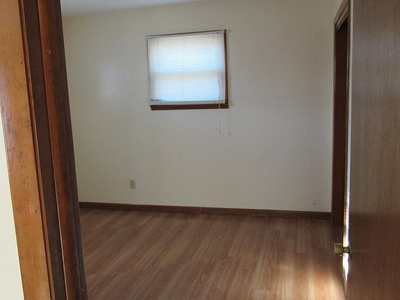 5th image of 203 11th St #203
