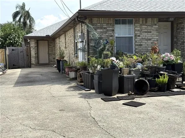 318 Hammond Hwy, New Orleans, LA 70124