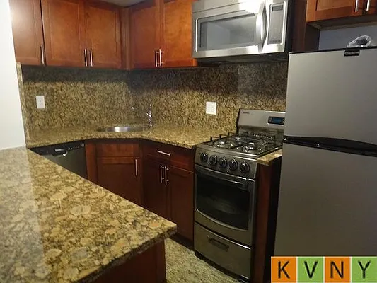 Rented by KVNY Soho | media 8