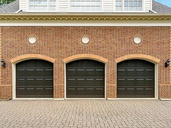 4th image of 4241 Conklin Ct