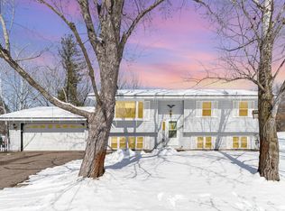 125 210th Ln NW, Oak Grove, MN 55011