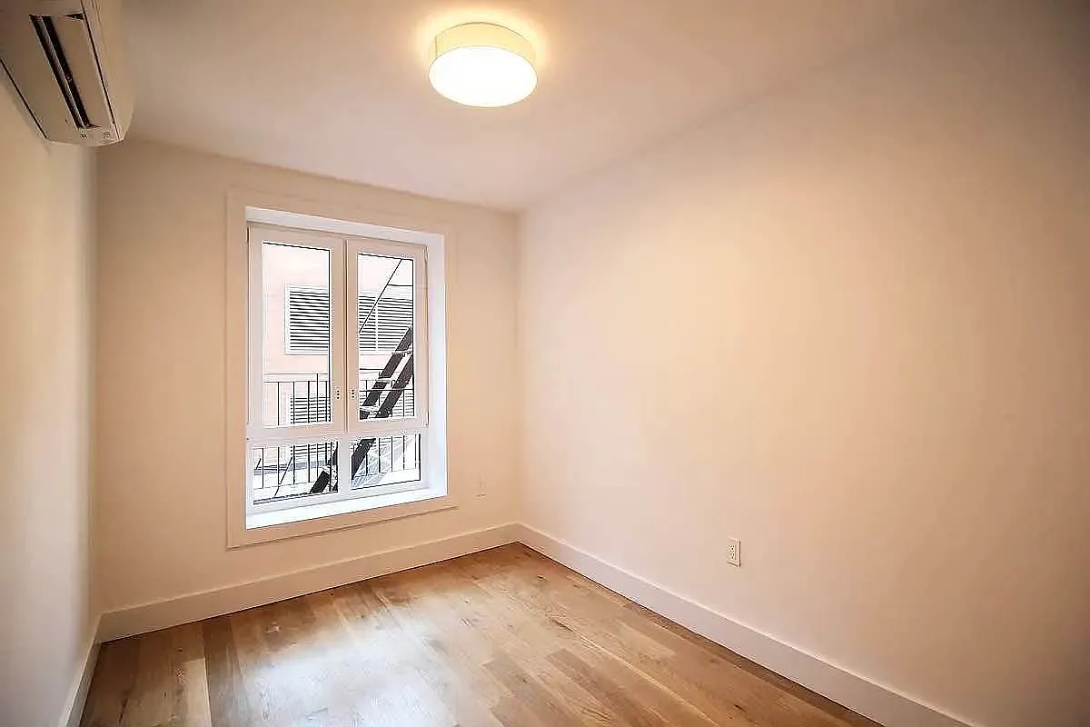 223 East 96th Street — Photo 4