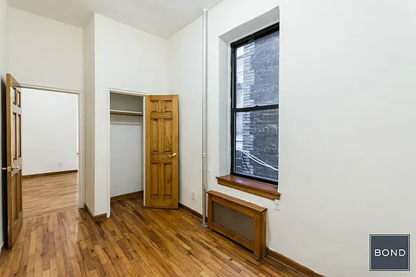 Rented by Bond New York | media 12