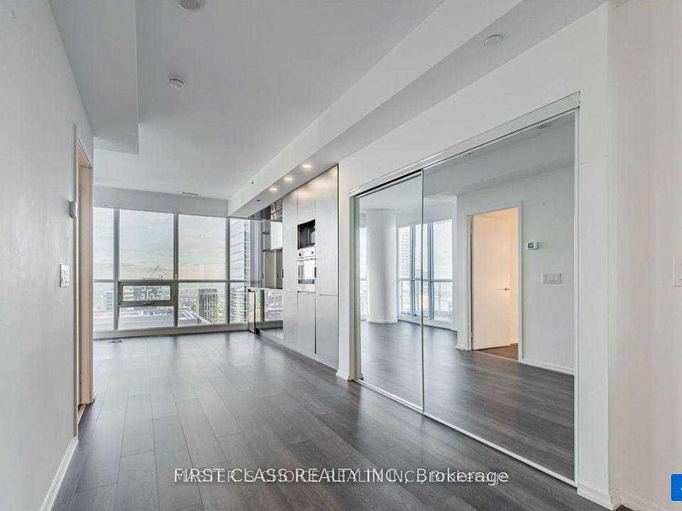1st image of 70 Temperance St #4303