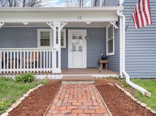 32 Tucker St, Pepperell, MA 01463