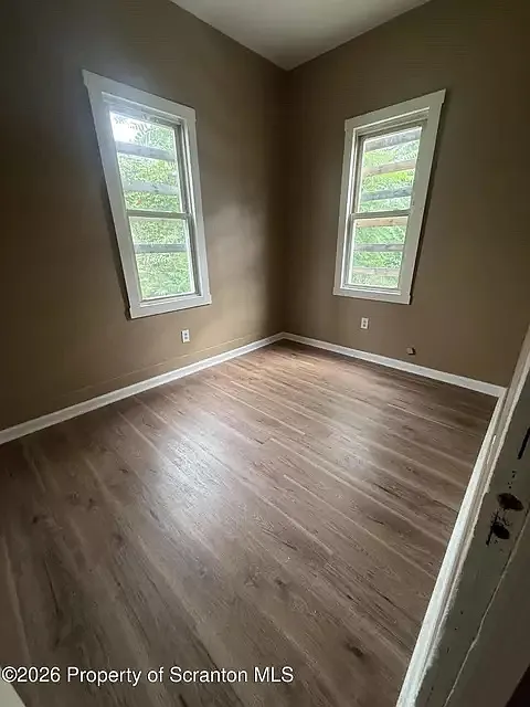 2 bed, $1,300 — Photo 2