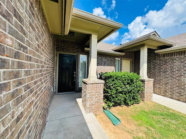 1101 Merlin Dr, Norman, OK 73072