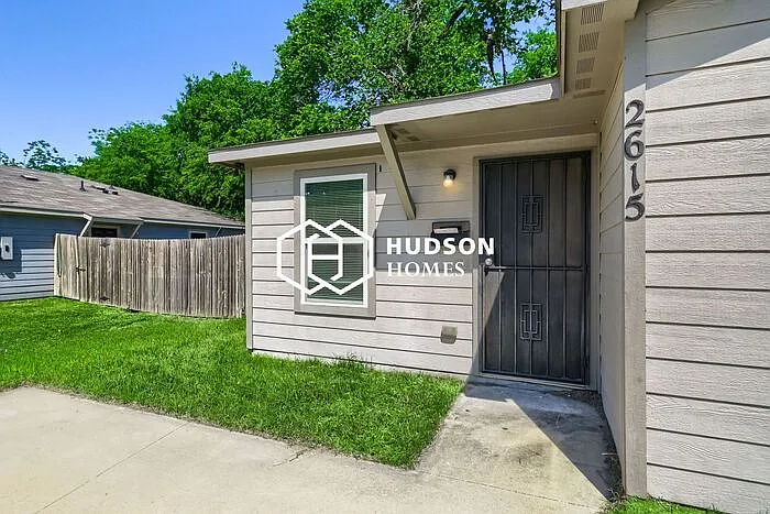 2615 Elsie Faye Heggins St — Photo 3