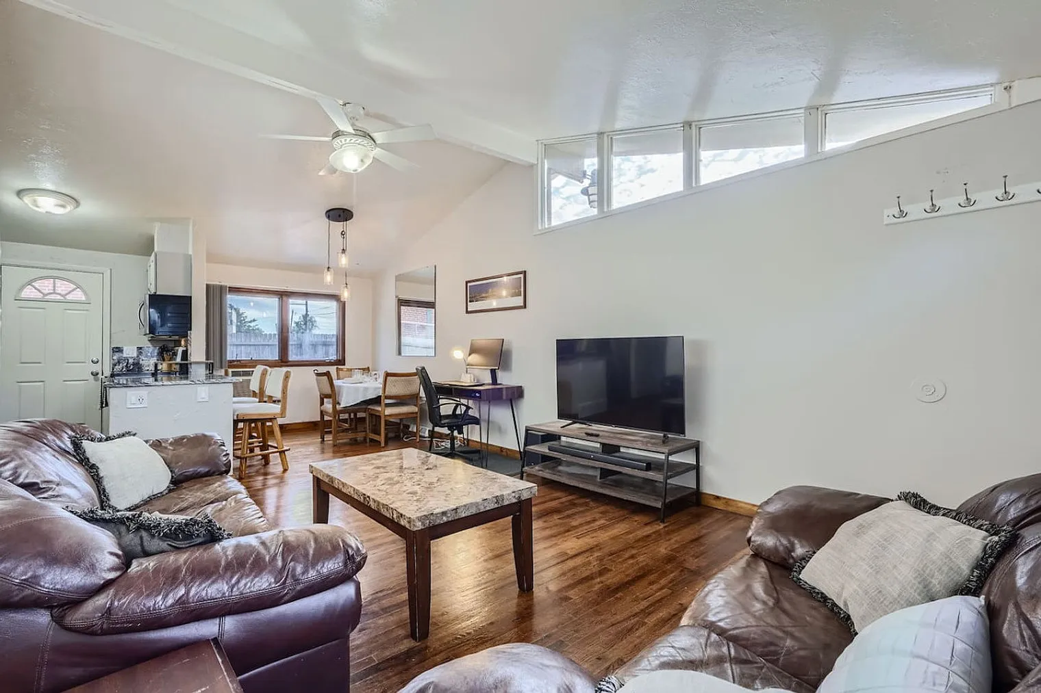 2 bed, 1.0 bath, $2,792 — Photo 2