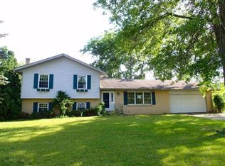 4886 Pioneer Dr, Berrien Springs, MI 49103