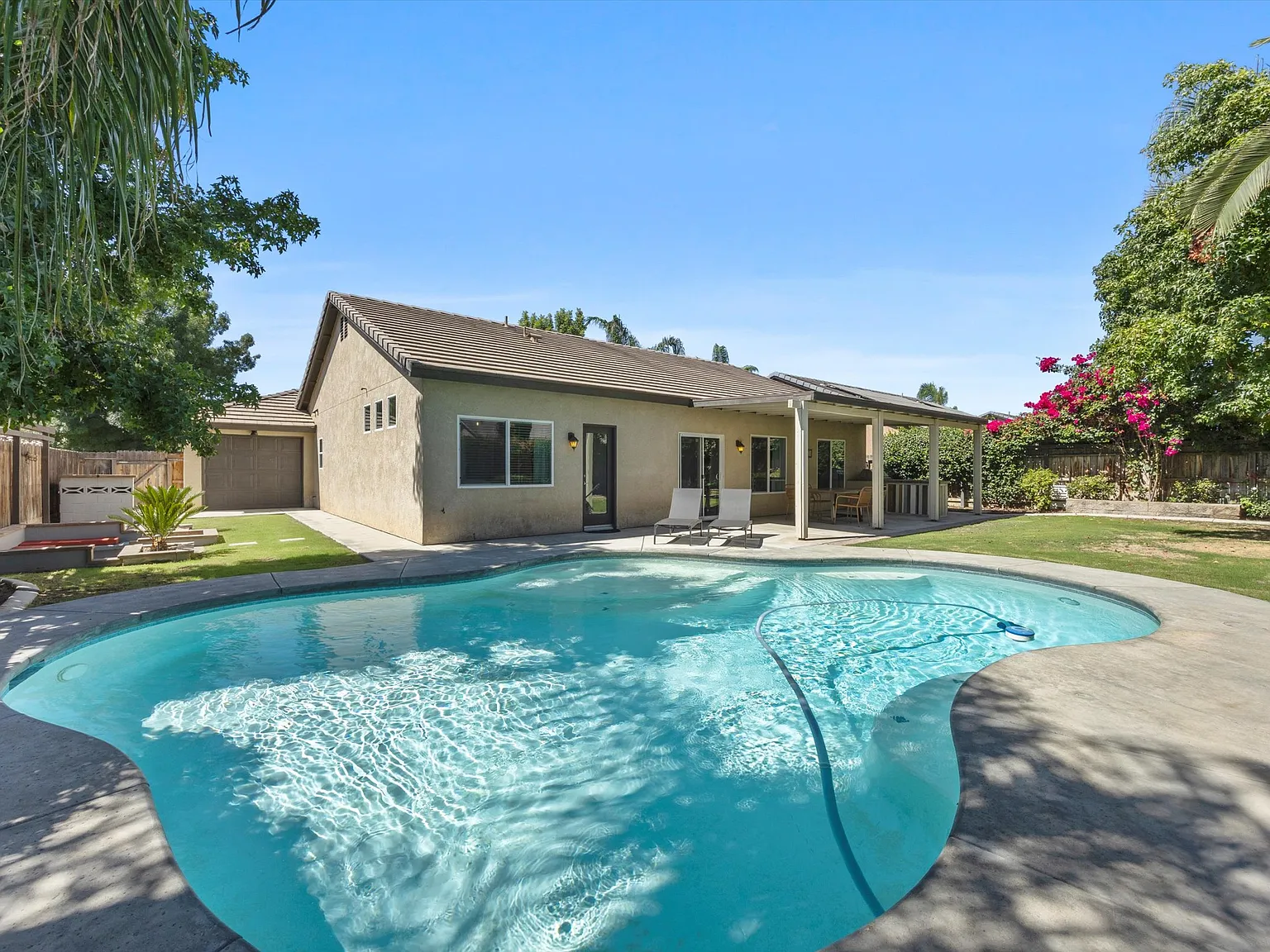 11004 Corbett Canyon Dr — Photo 4