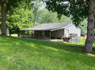 957 Lick Run Rd, Buckhannon, WV 26201
