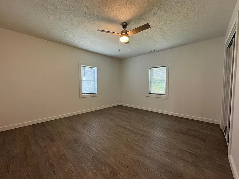 Unit Photo