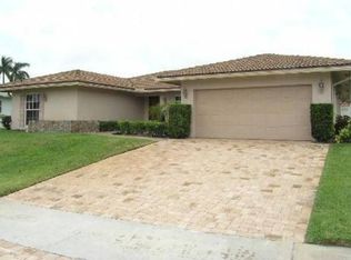 4964 Acorn Dr, Boca Raton, FL 33487