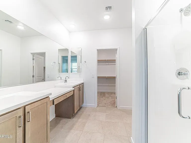 15085 W Desert Bloom St — Photo 18